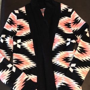 🖤💗 Charlotte Russe tribal print sweater🖤💗